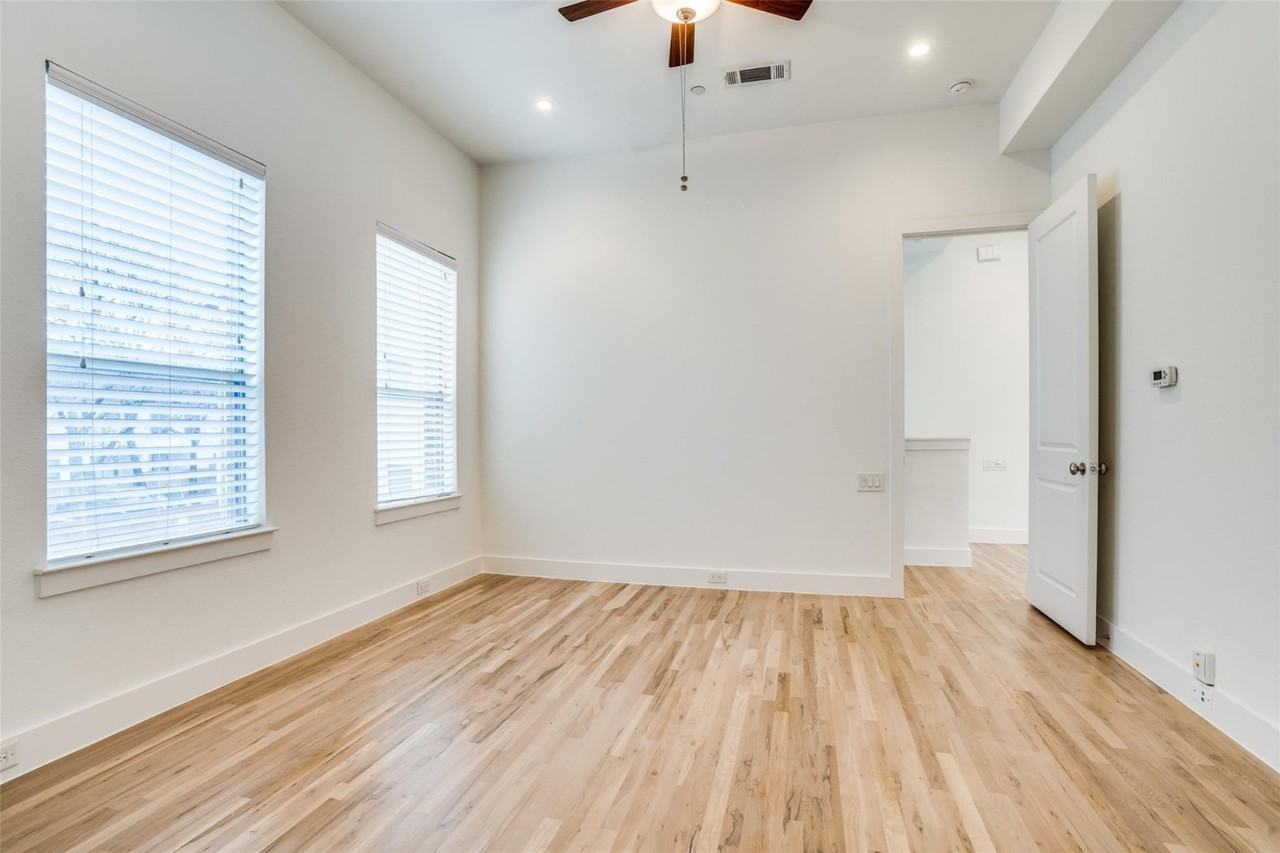 5017 Manett St #105 - Photo 3 of 21