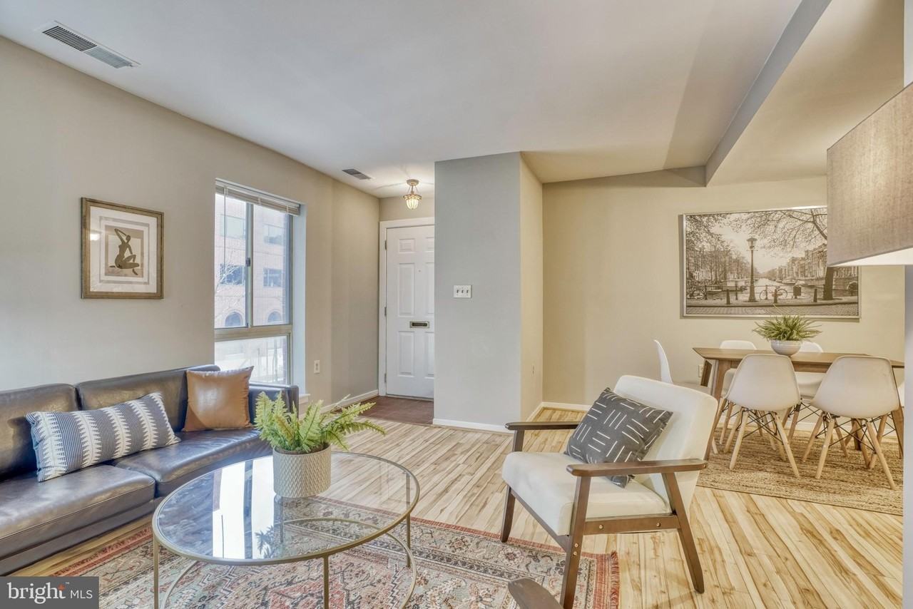 536 S Charles St #R77 - Photo 5 of 35