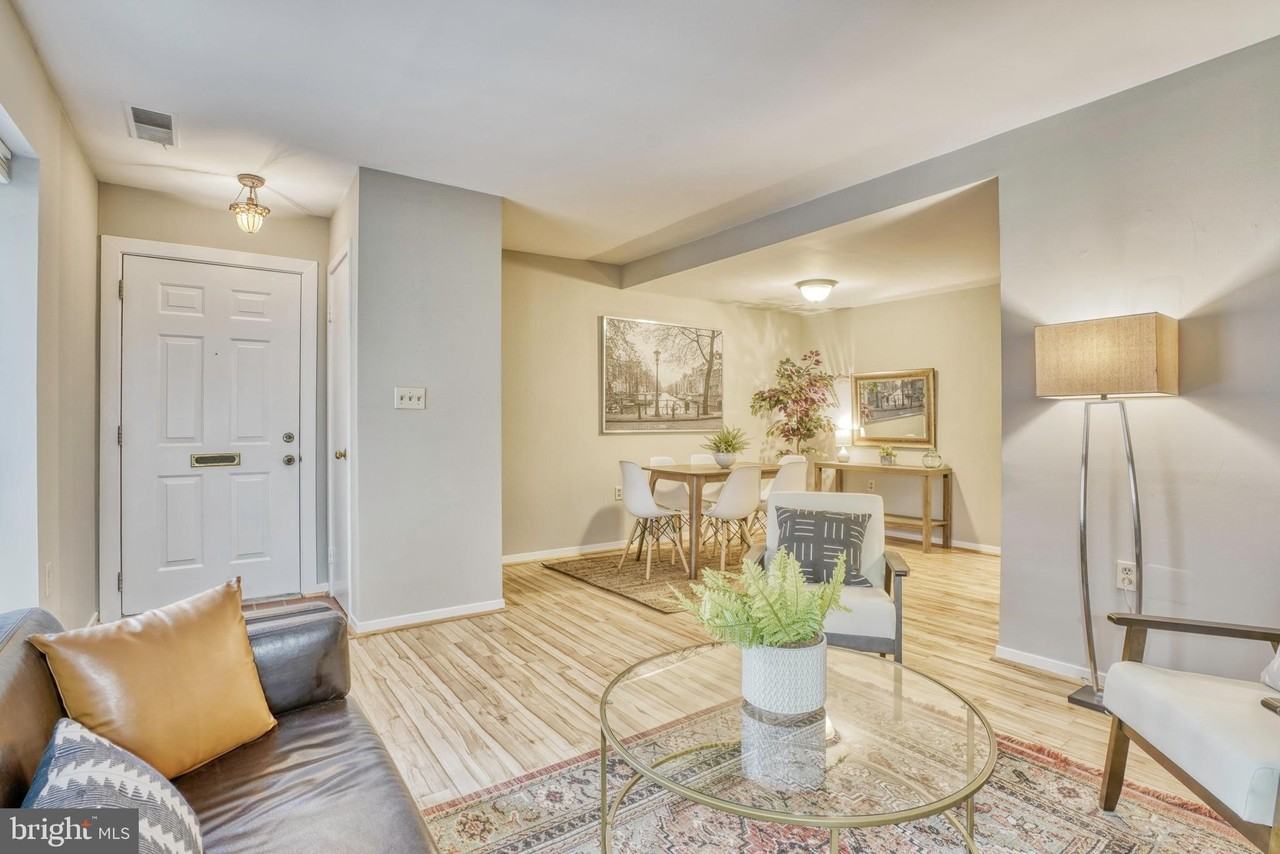 536 S Charles St #R77 - Photo 6 of 35