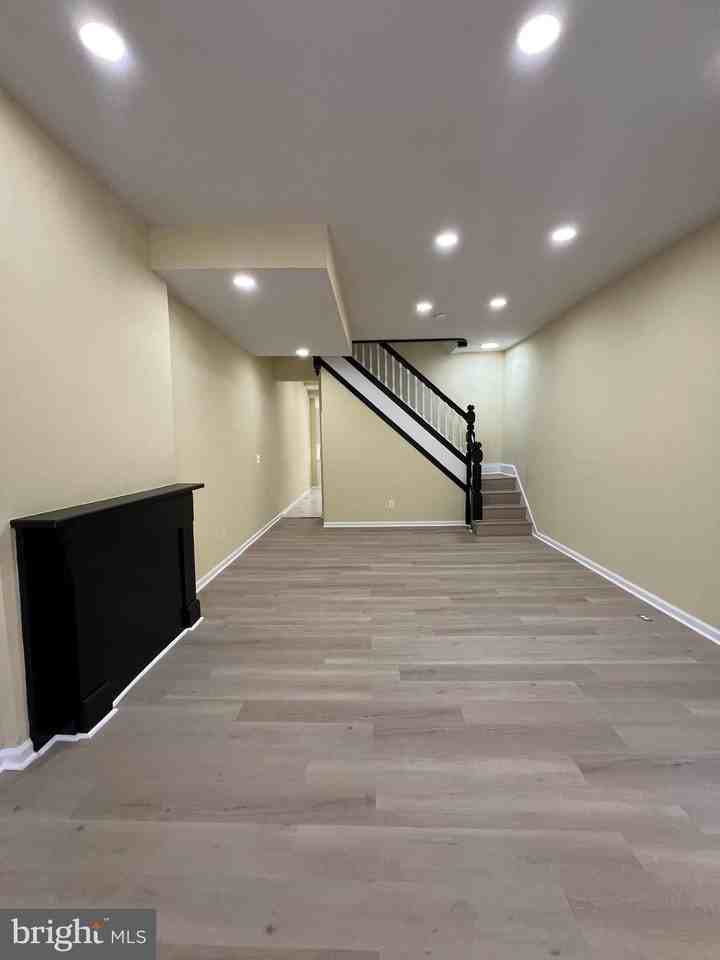 1725 Druid Hill Ave - Photo 2 of 22