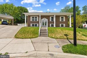 featured image of 8006 Woodhaven Ct