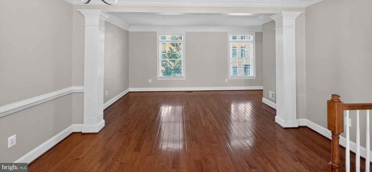 7581 Morris St - Photo 5 of 50