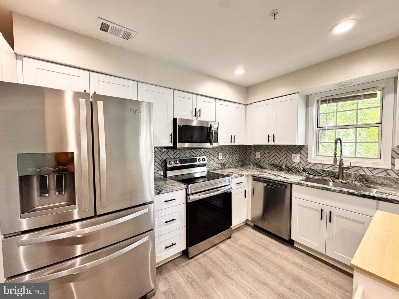 19019 Amarillo Dr #167 - Photo 6 of 26