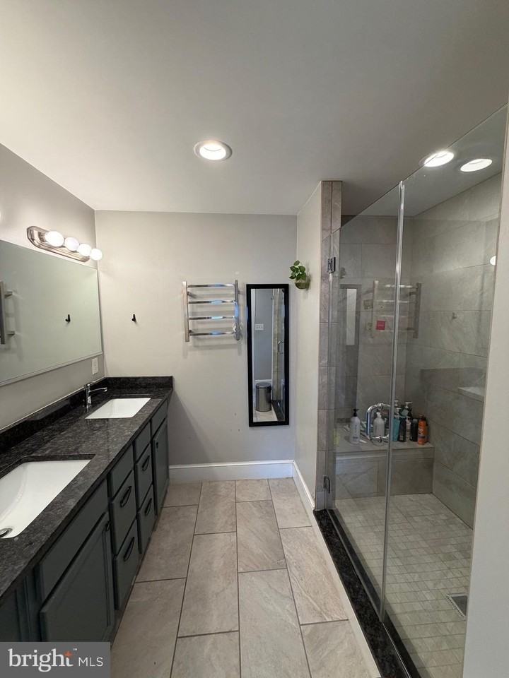 5515 38th Ave - Photo 6 of 18