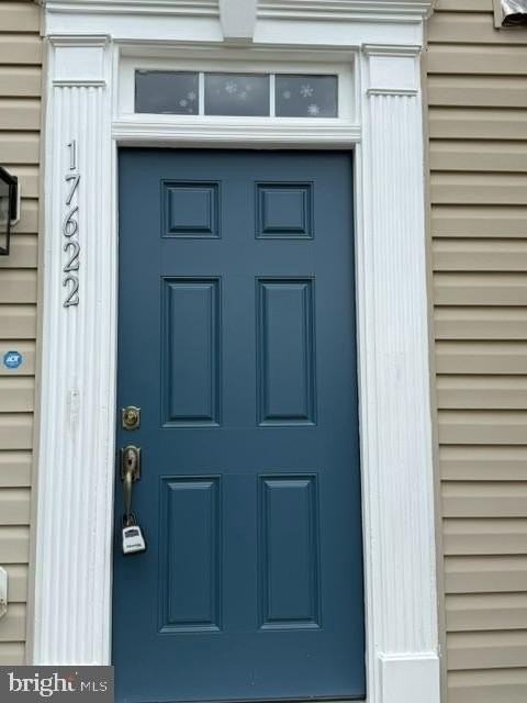 17622 Slate Way - Photo 3 of 34