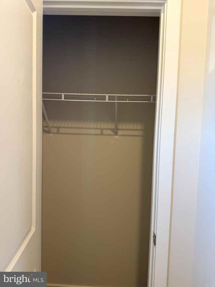 115 Abramo Victor Dr - Photo 3 of 50