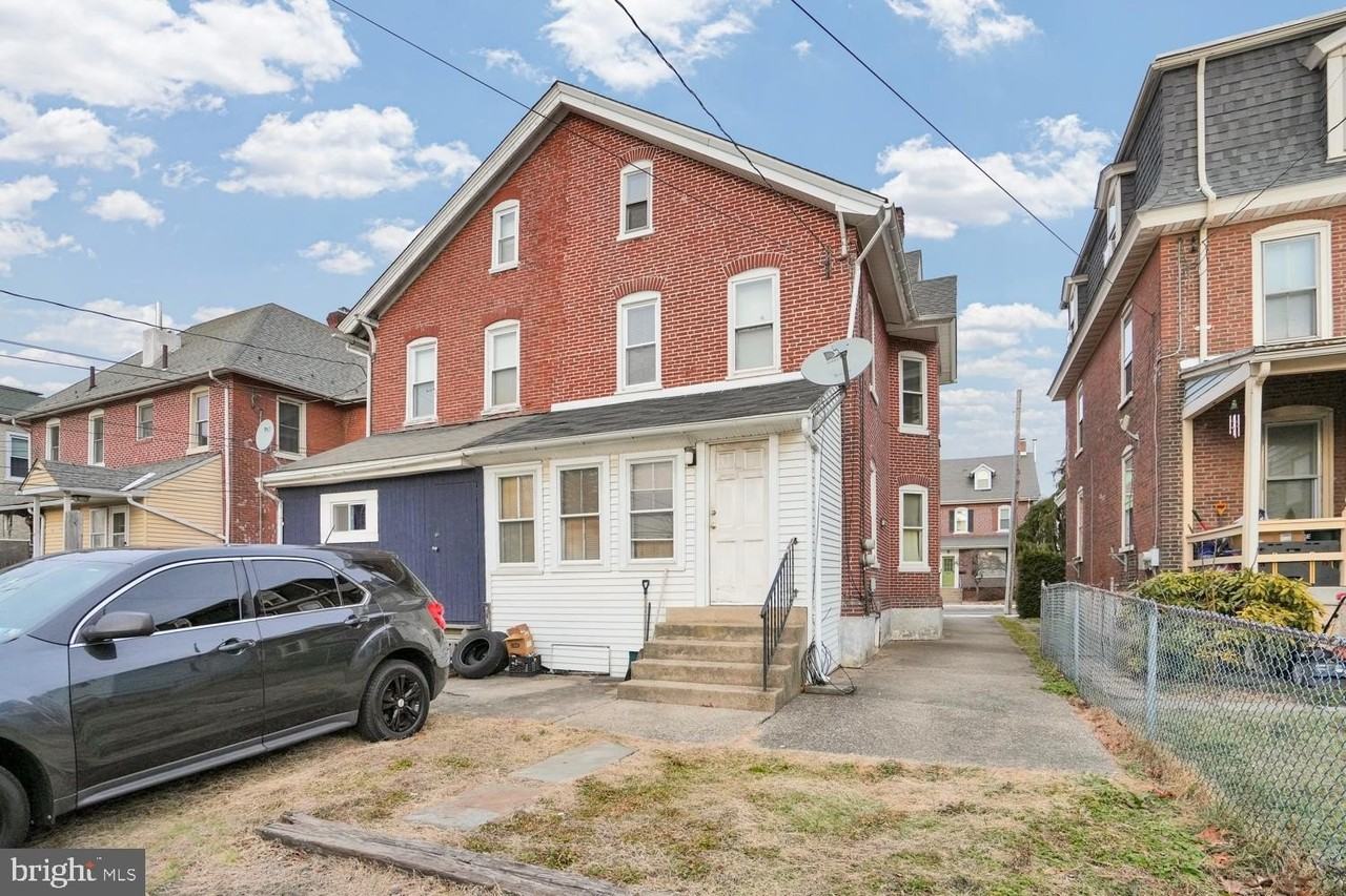 174 E Main St - Photo 6 of 15