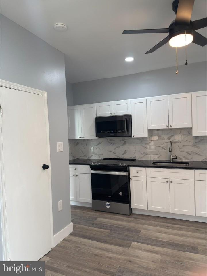 174 E Main St - Photo 7 of 15