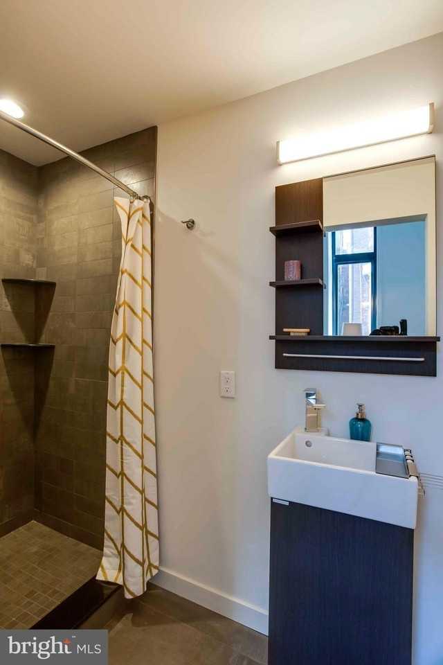 2028 Rittenhouse Sq #302 - Photo 5 of 13