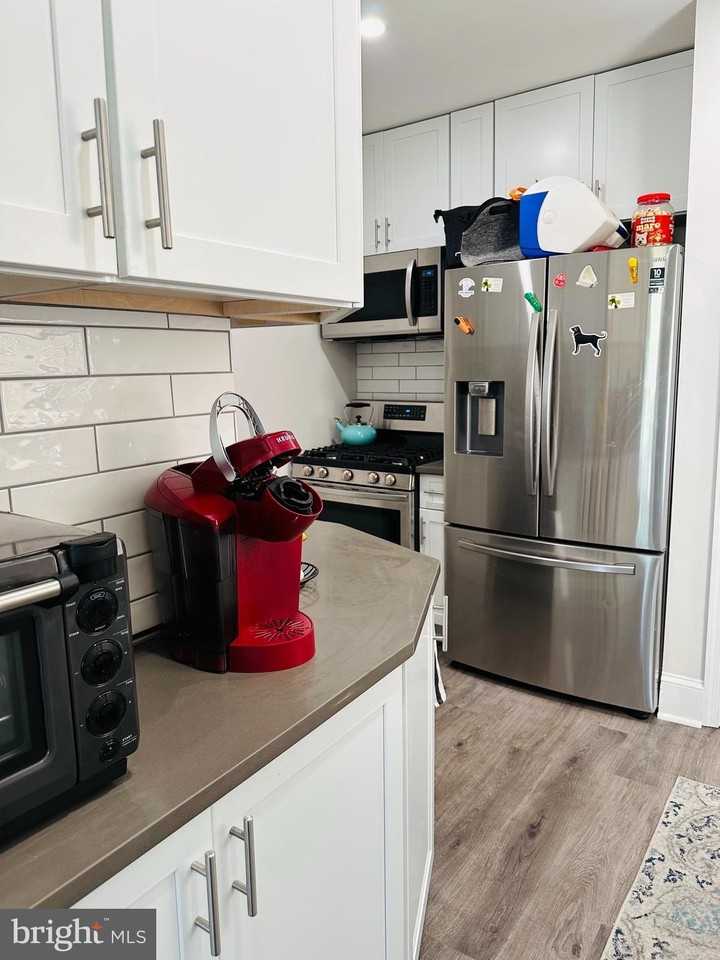 2218 Fairmount Ave #1 - Photo 7 of 19