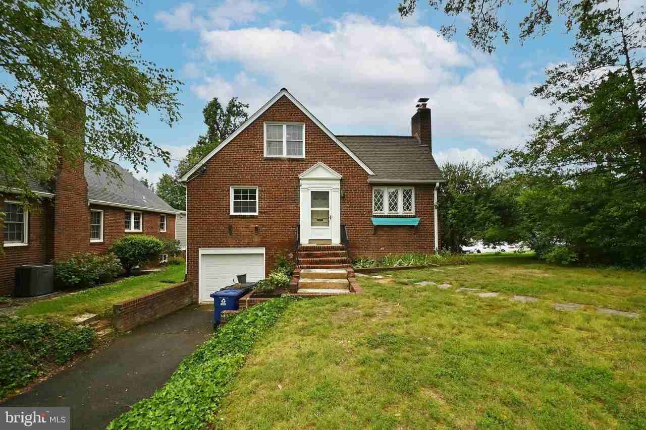 4627 16th St N - Photo 2 of 34