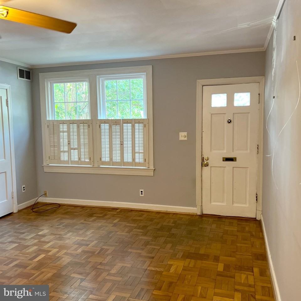 2601 16th St S #613 - Photo 2 of 12