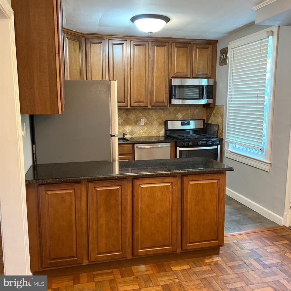 2601 16th St S #613 - Photo 5 of 12