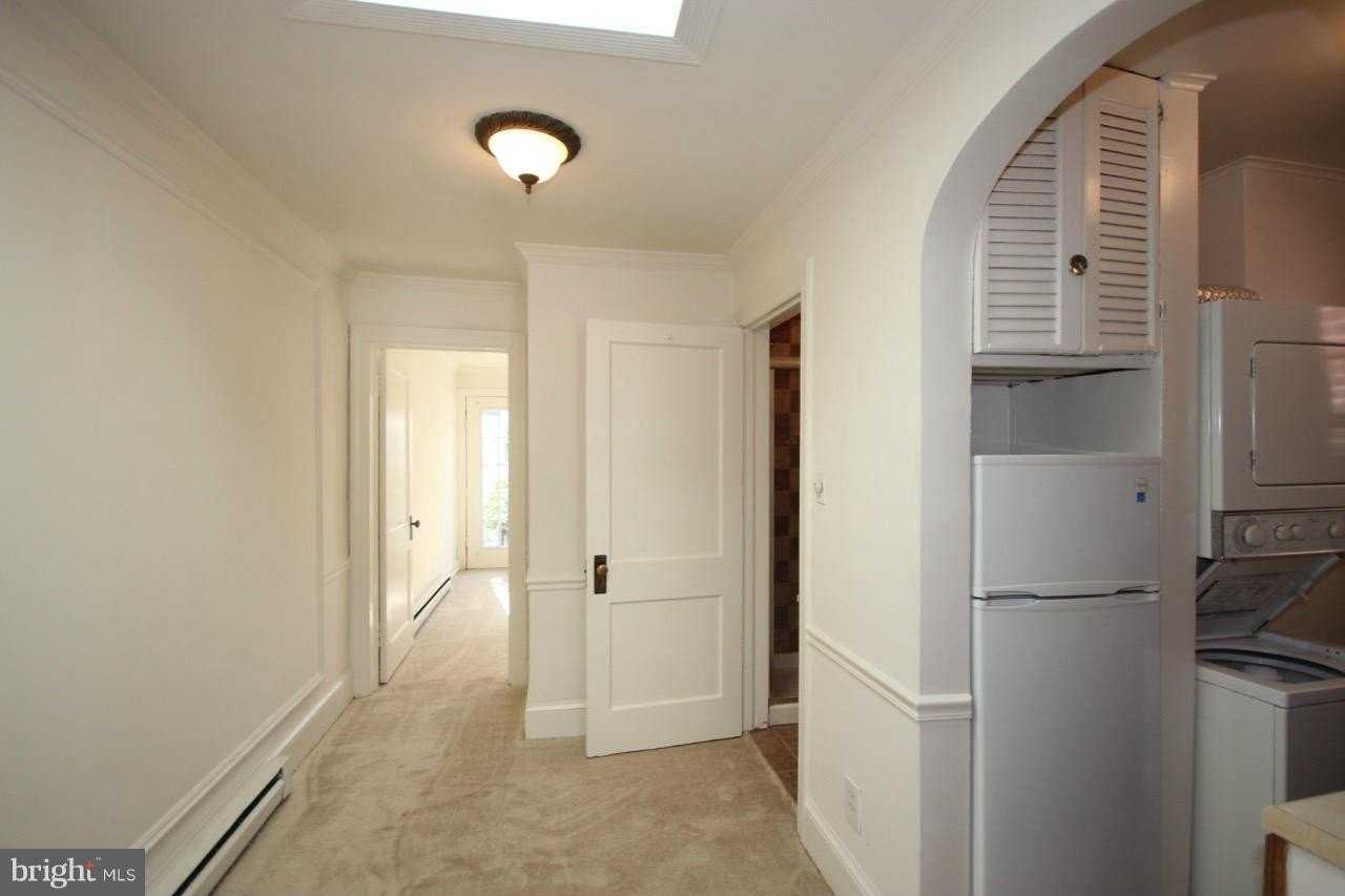 1006 Oronoco St - Photo 7 of 20