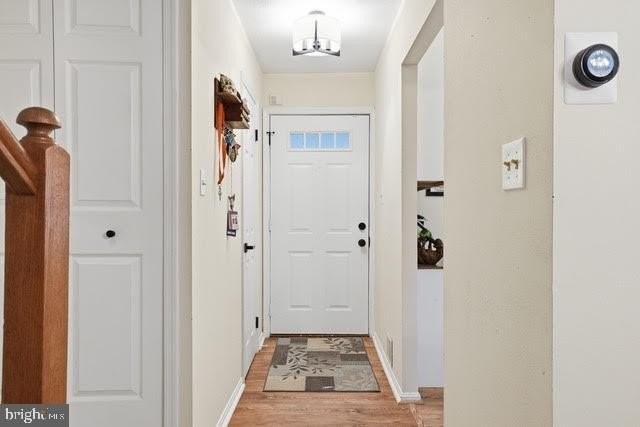 6320 Chimney Wood Ct - Photo 3 of 25