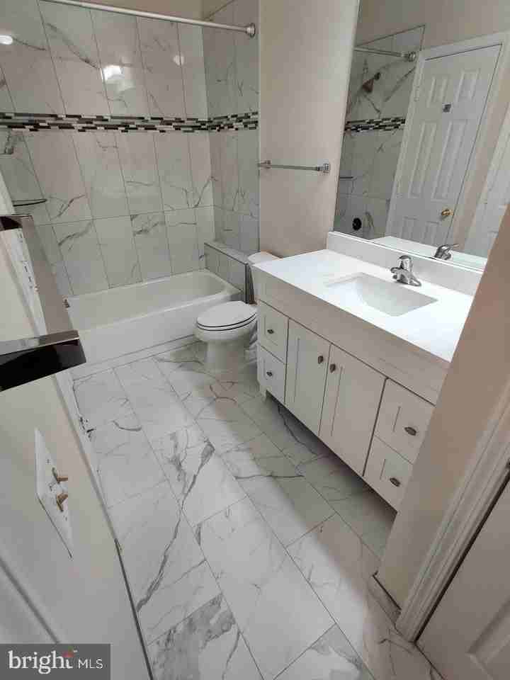 13058 Autumn Woods Way #203 - Photo 6 of 32