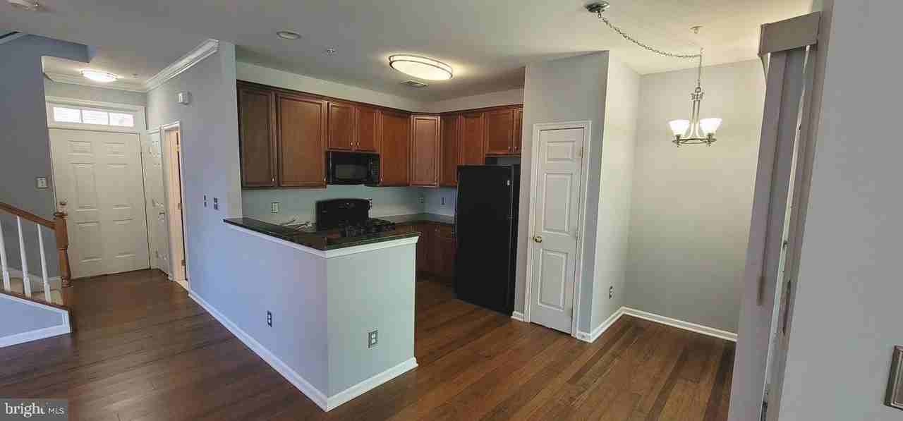 43840 Hickory Corner Ter #114 - Photo 3 of 19