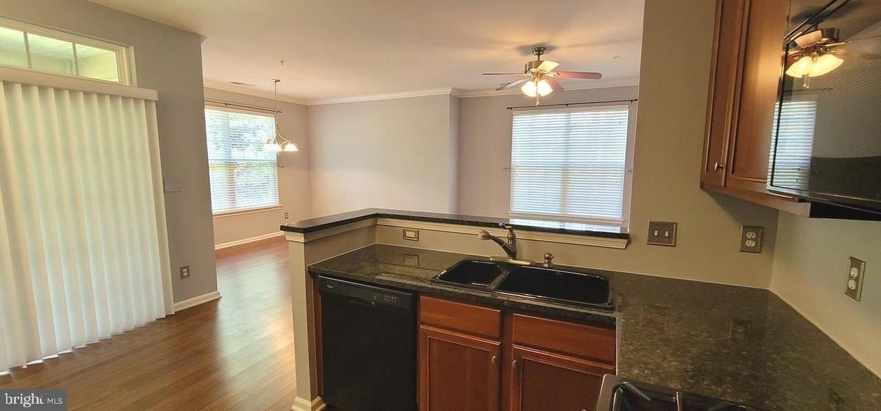 43840 Hickory Corner Ter #114 - Photo 5 of 19