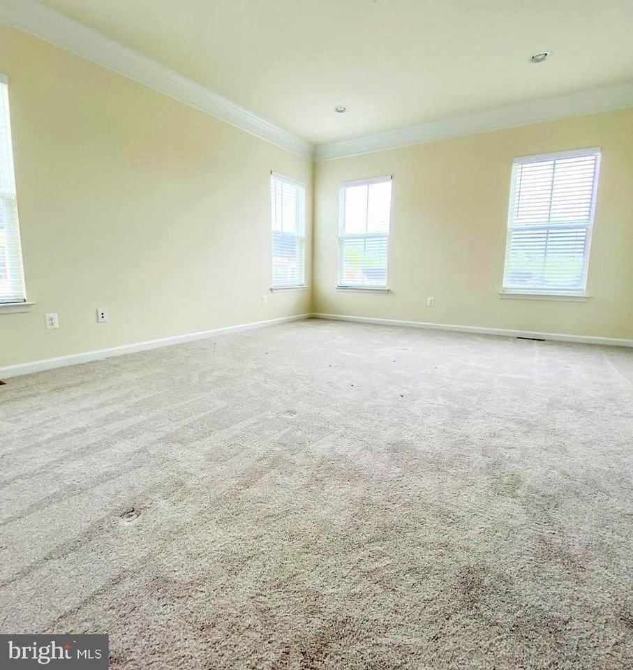 23658 Turtle Point Ter - Photo 7 of 20