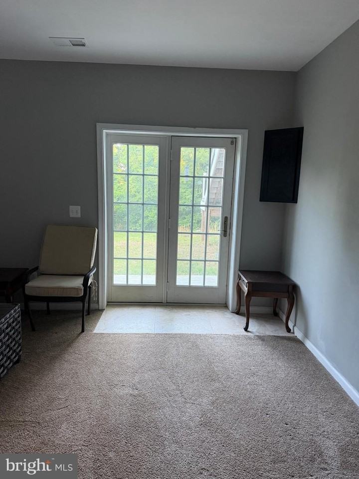 18970 Rosings Way - Photo 2 of 16