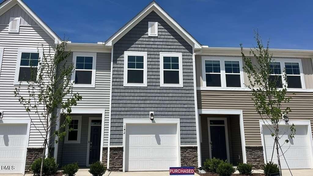 142 Blossom Field Way - Photo 2 of 33