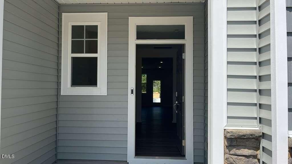 142 Blossom Field Way - Photo 3 of 33