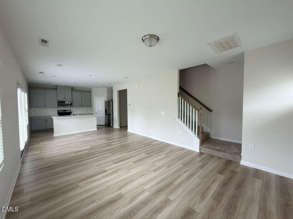 7142 Stratified Ct - Photo 7 of 21
