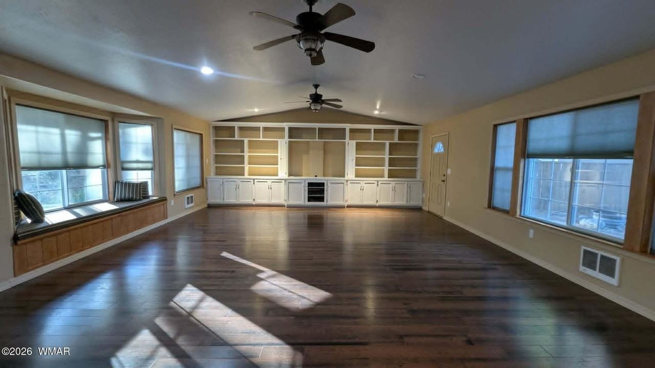 188 W Papago Ln - Photo 4 of 9