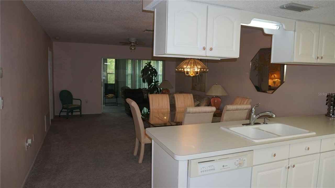 7616 Danube Dr - Photo 5 of 19