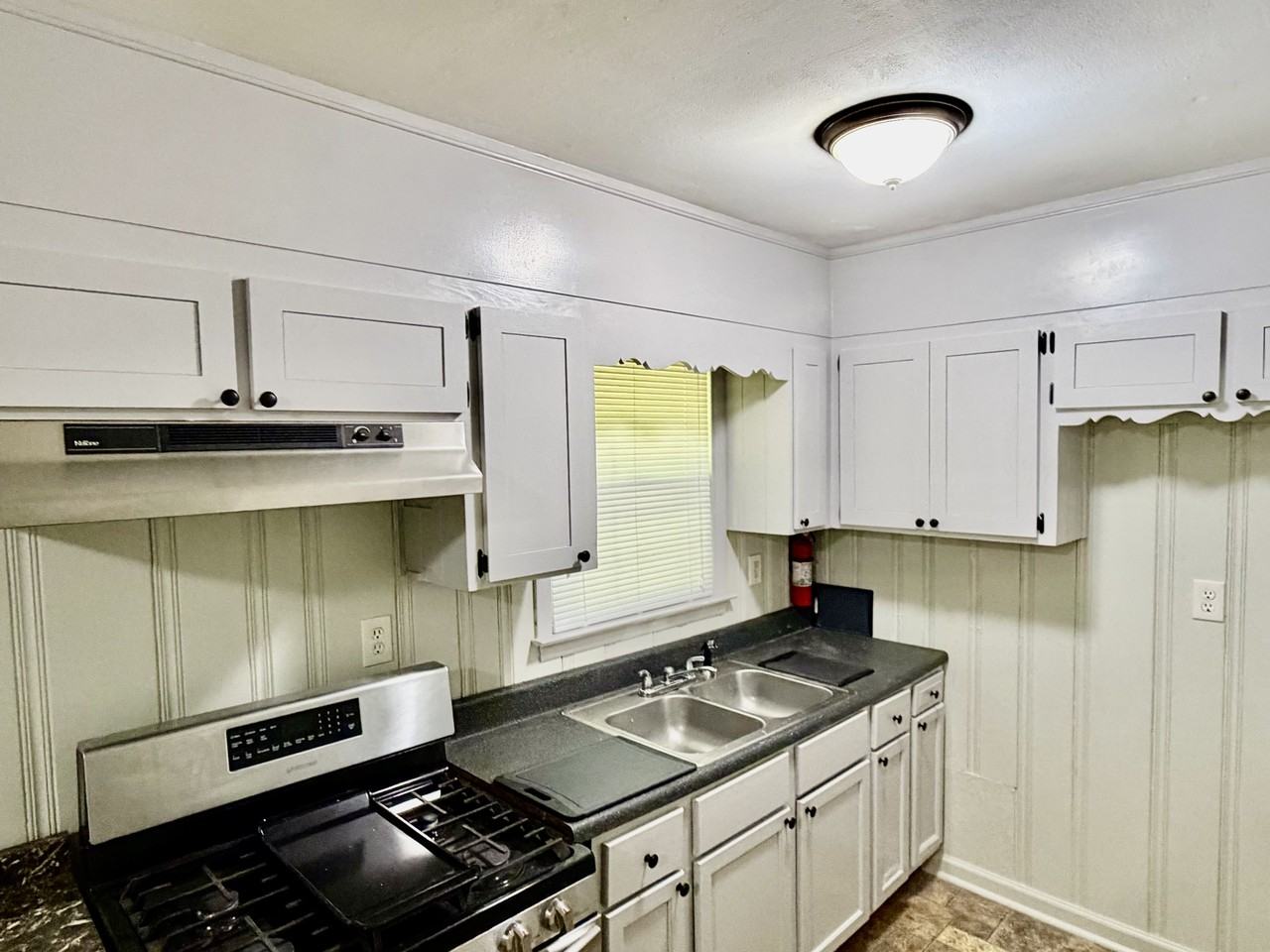 3242 Katomarick Dr Se #1 - Photo 4 of 10