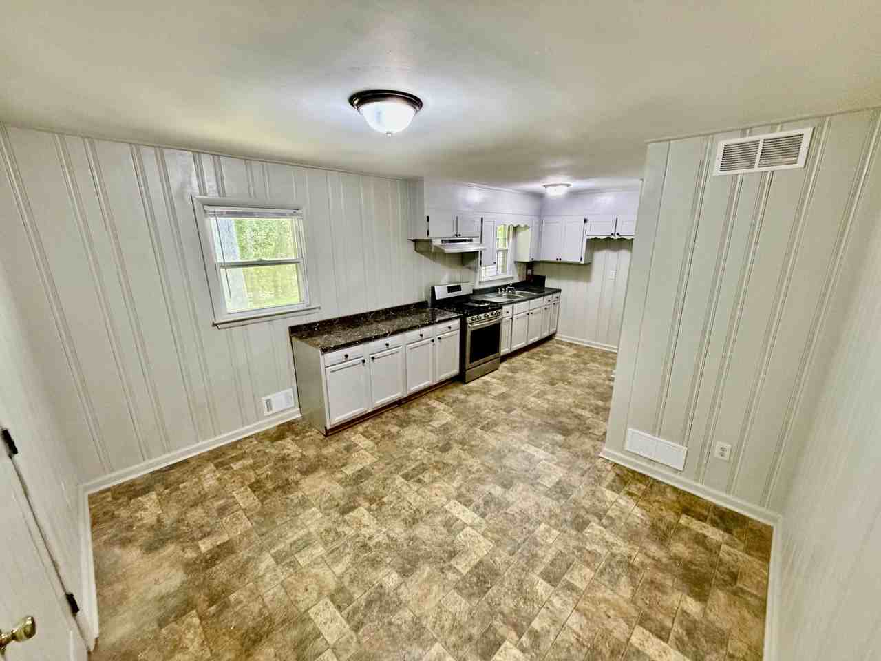 3242 Katomarick Dr Se #1 - Photo 6 of 10
