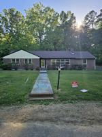 featured image of 8 Davids Ln #8