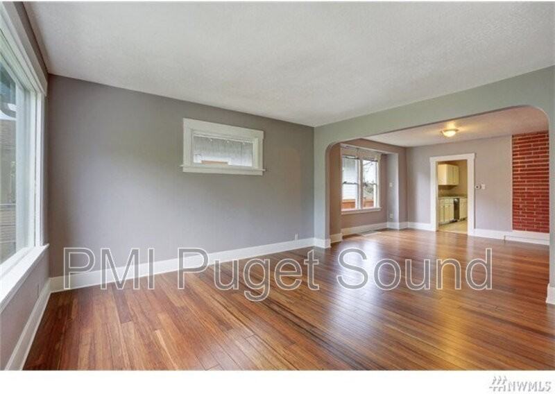 1108 S Ridgewood Ave - Photo 7 of 23