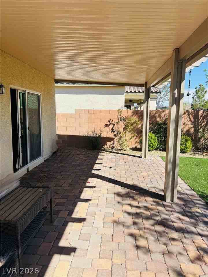 5485 San Pietro Dr - Photo 3 of 6