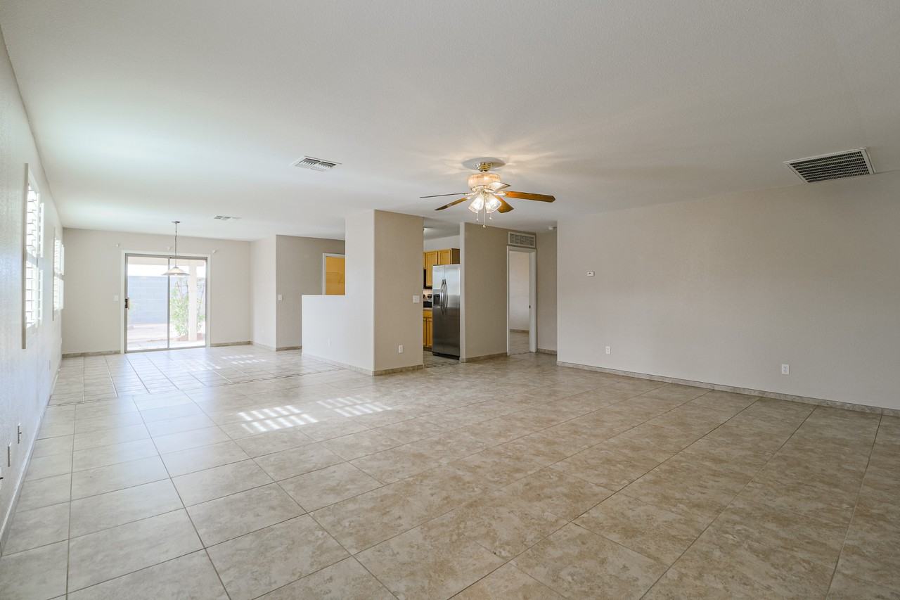 2575 N Lupita Pl - Photo 4 of 34