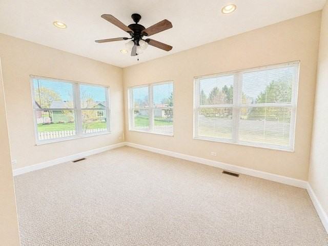 239 Richards Ct - Photo 5 of 23