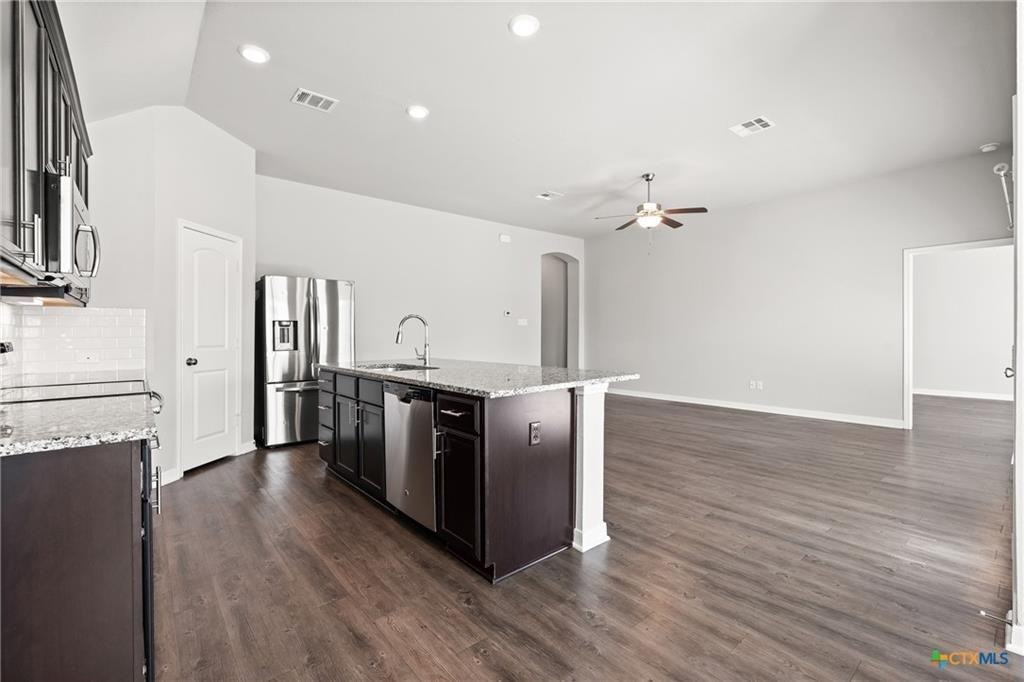5310 Fenton Ln - Photo 5 of 35