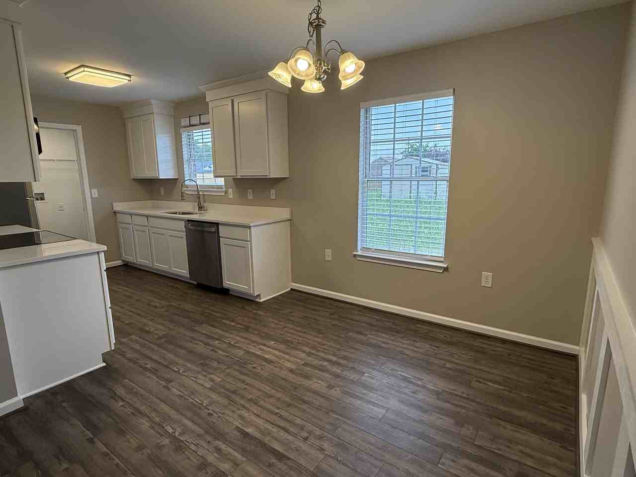 14287 Lexington Dr - Photo 7 of 20