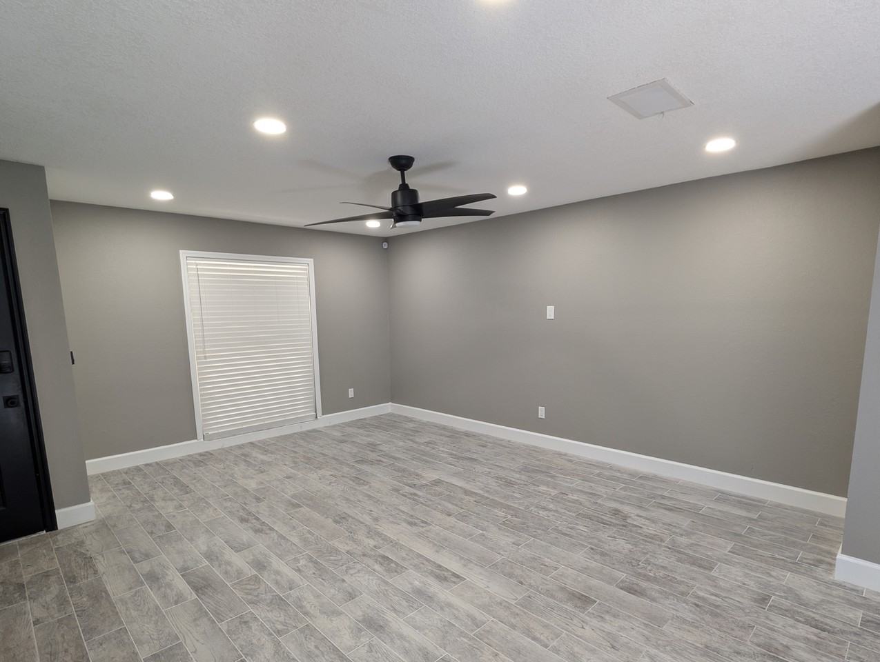 15330 Winding Creek Dr - Photo 7 of 25