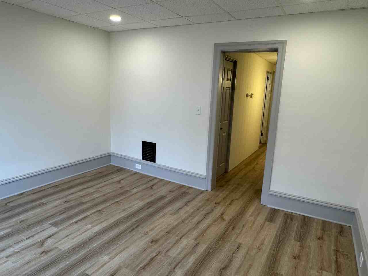 509 Walnut St - Photo 7 of 22