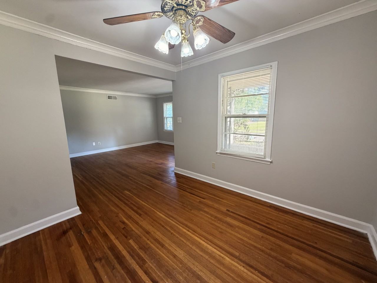 4573 Boyce Rd - Photo 3 of 21