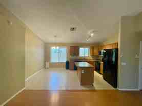 10914 W Wilshire Dr - Photo 1 of 1
