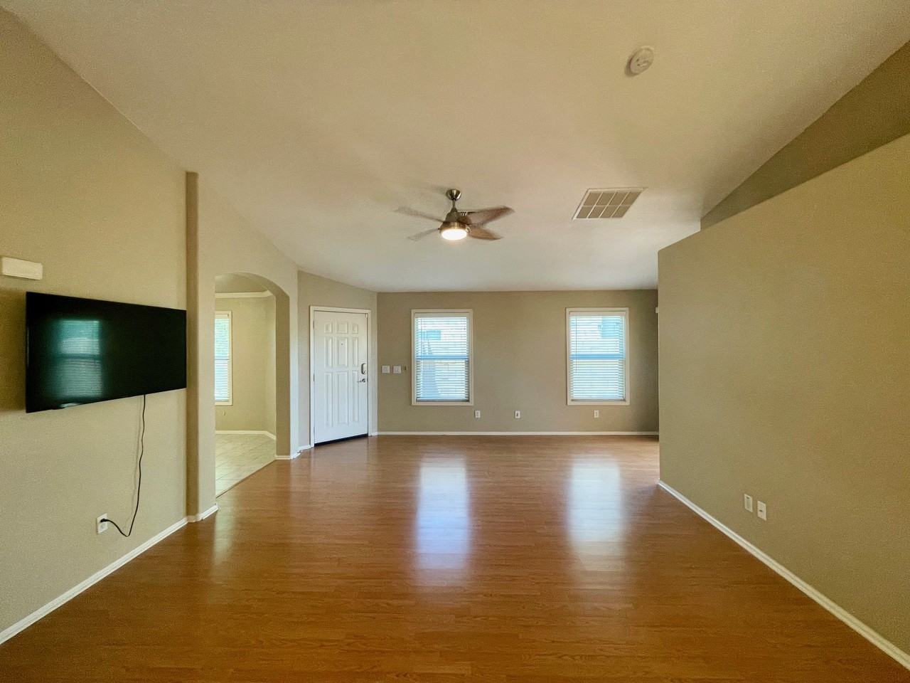 10914 W Wilshire Dr - Photo 5 of 30