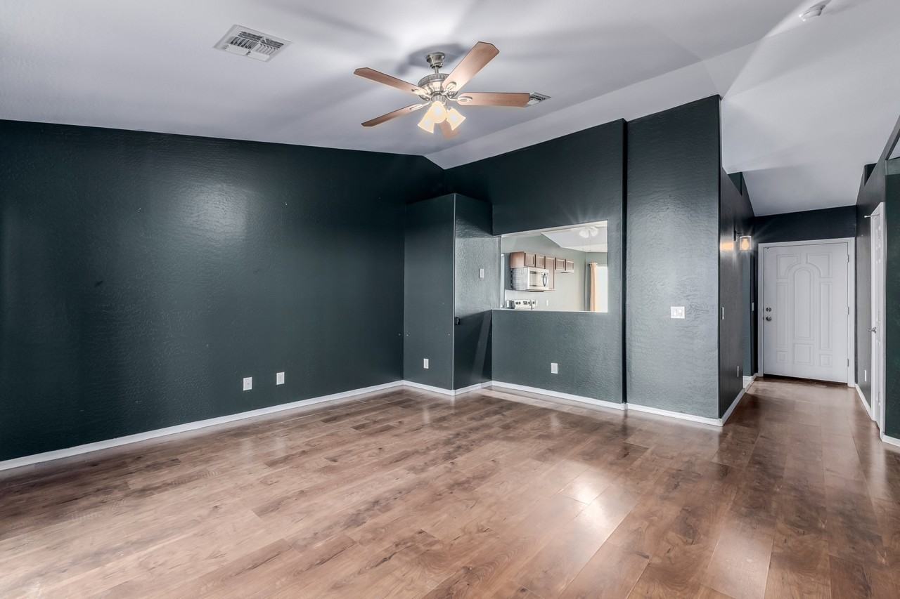 8520 W Palm Ln #1091 - Photo 4 of 22
