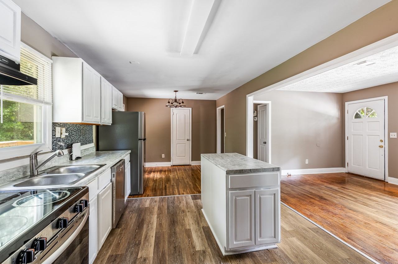 2833 Cardo Dr Nw - Photo 5 of 28