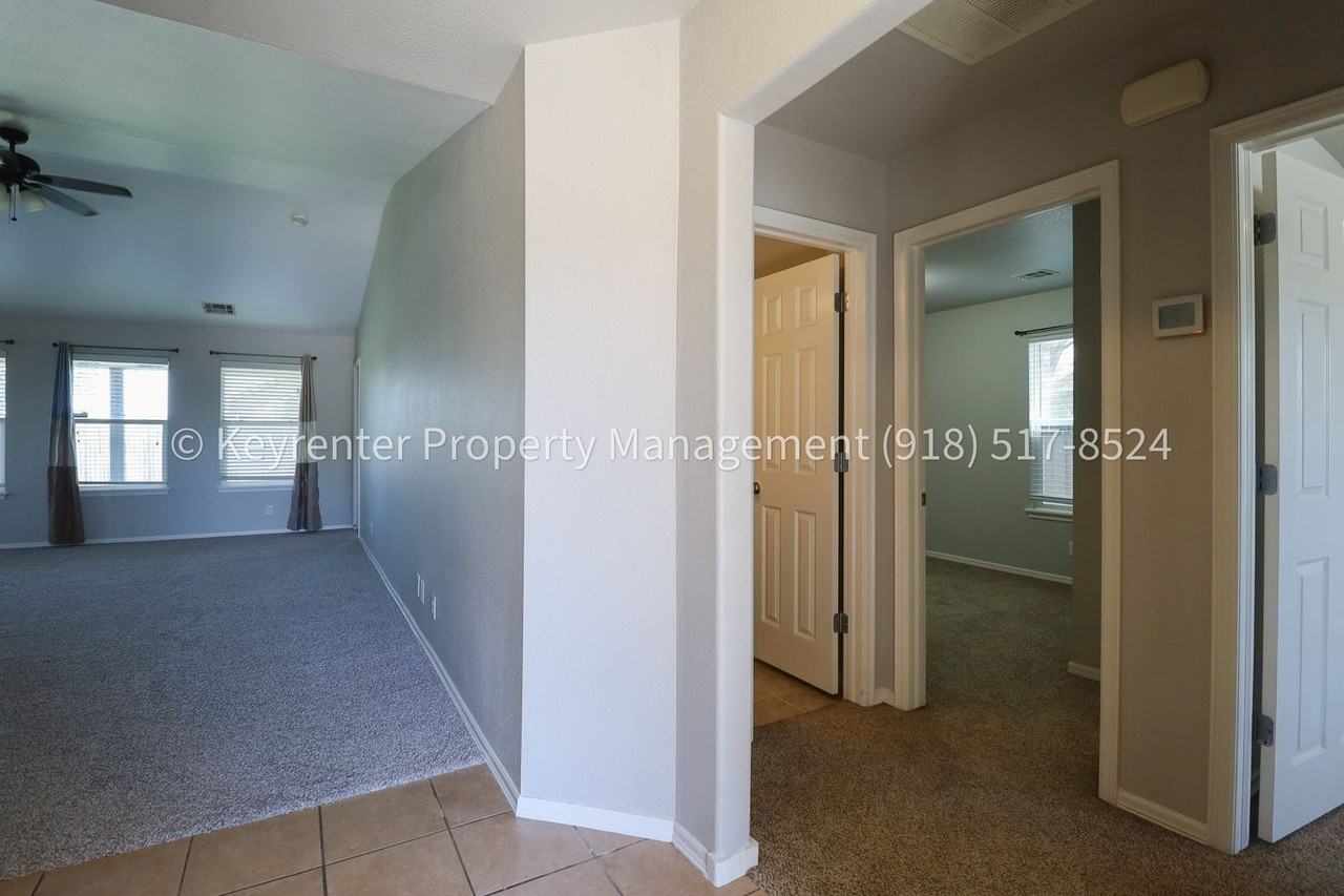 14709 E 107th Pl N - Photo 6 of 37