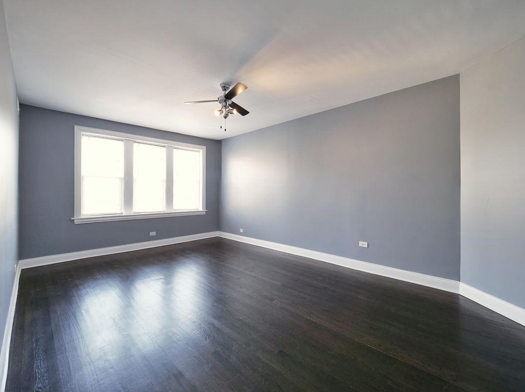 3309 W Bryn Mawr Ave ##2 - Photo 2 of 26