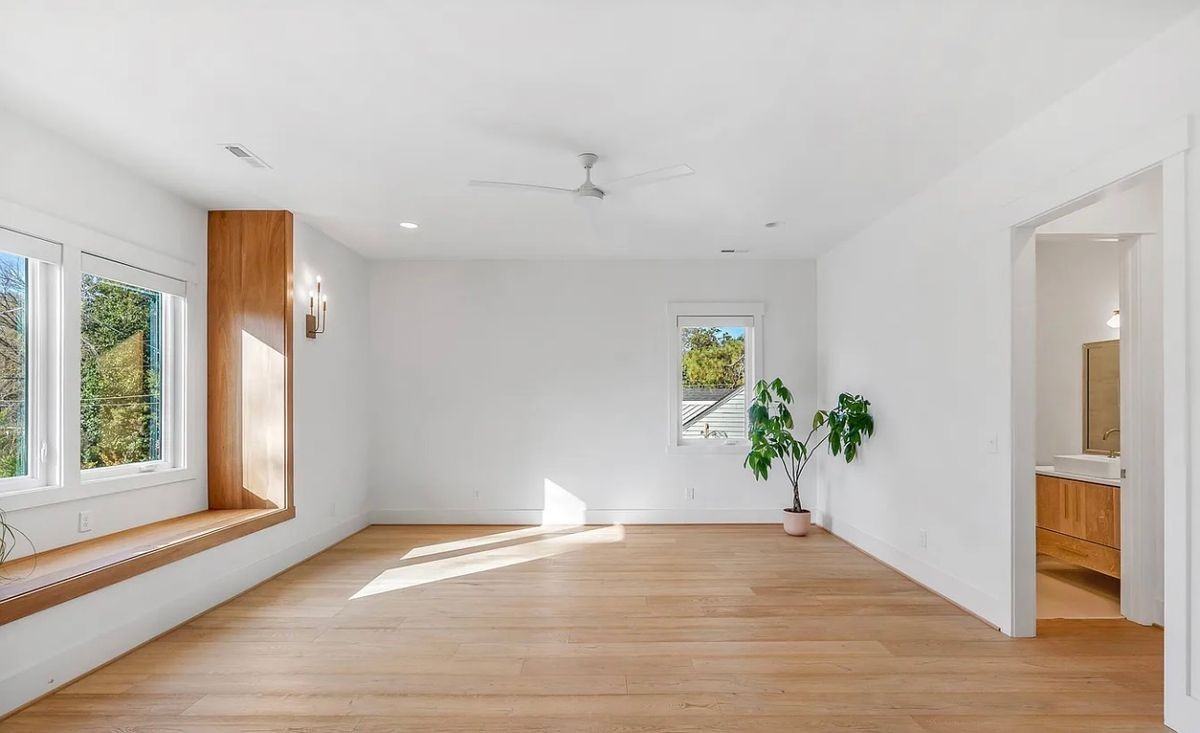 1506 Dexter St - Photo 4 of 6