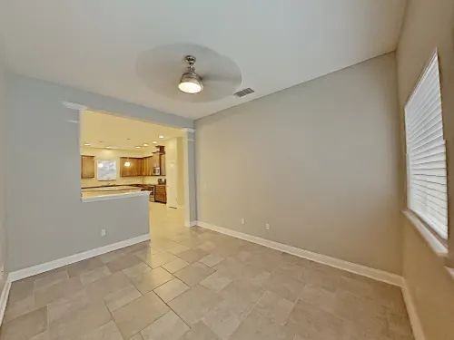 8470 Sw 37th St - Photo 4 of 6