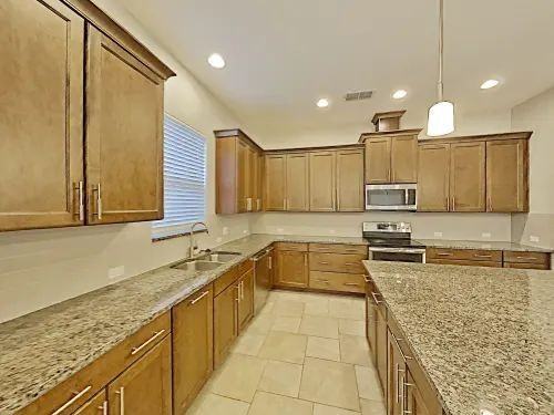 8470 Sw 37th St - Photo 5 of 6